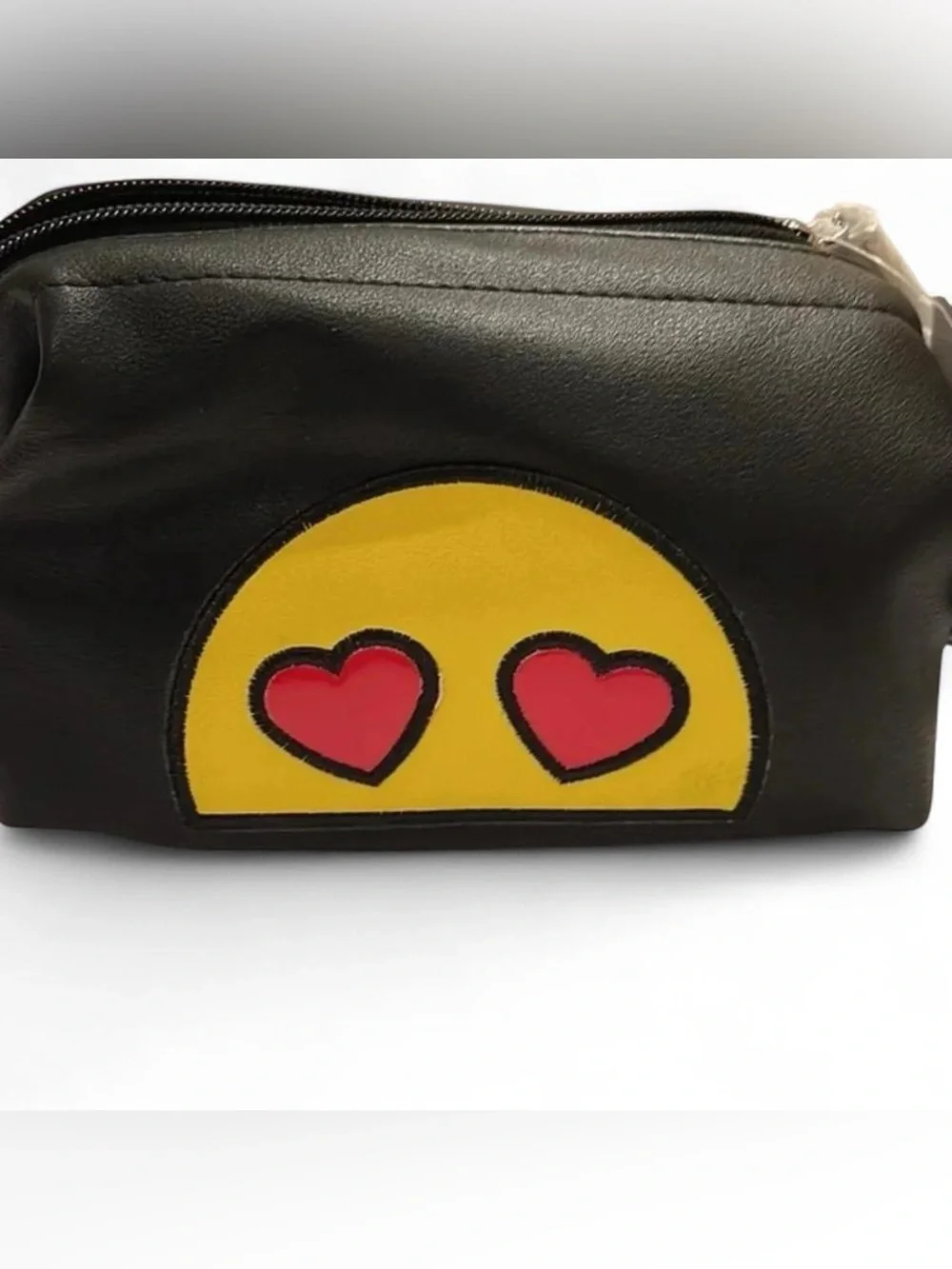 NWT Olivia Miller Heart toiletry/ make up bag